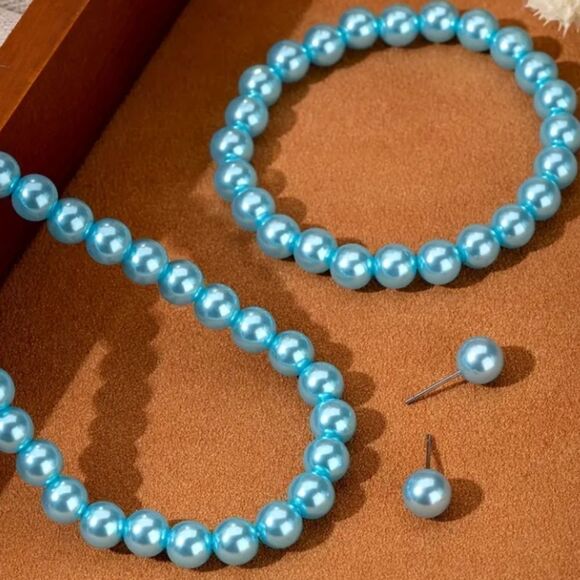 Faux Baby Blue Pearl Necklace, Earrings, and Bracelet Set - Picture 1 of 3